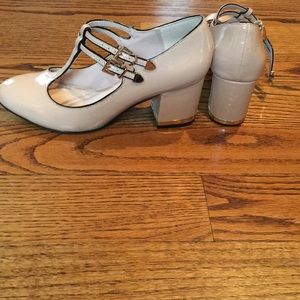 Topshop Nude Strappy Heel. Size 4